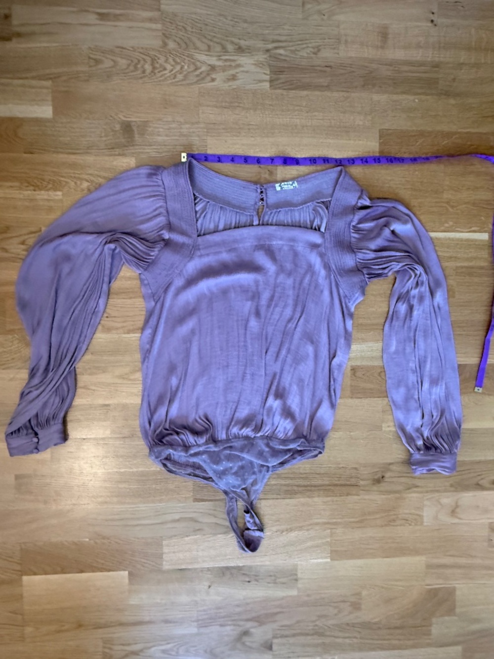 Intimately Free People Off-Shoulder Blouson Bodysuit Mauve Long Sleeve Smocked M - Picture 6 of 9